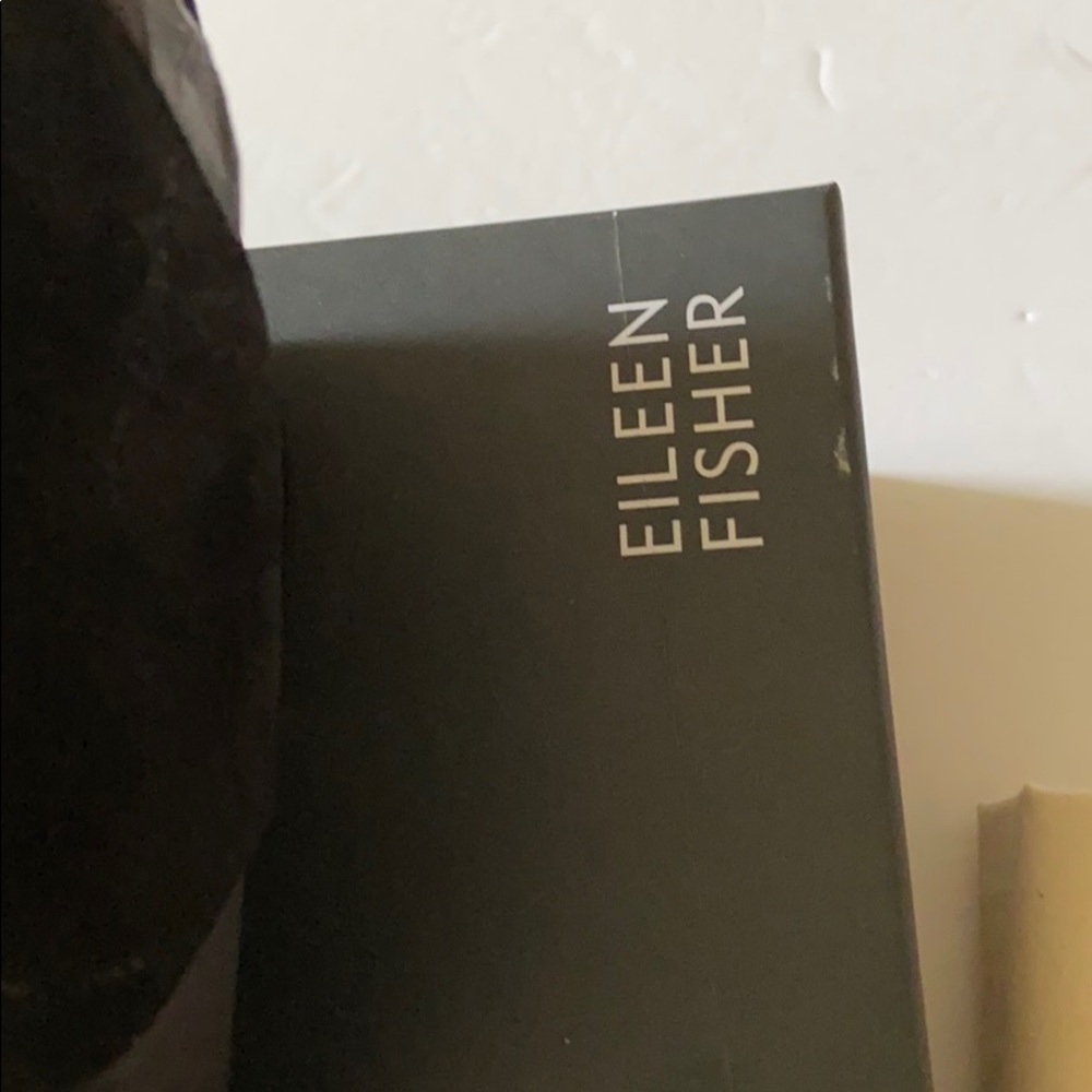 Eileen Fisher shoes - Picture 2 of 12